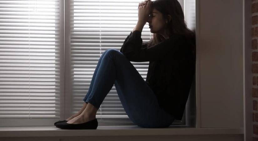 Vége a „leblokkolás” büntetlenségének? Szigorú uniós fellépést sürgetnek a nemi erőszak ellen