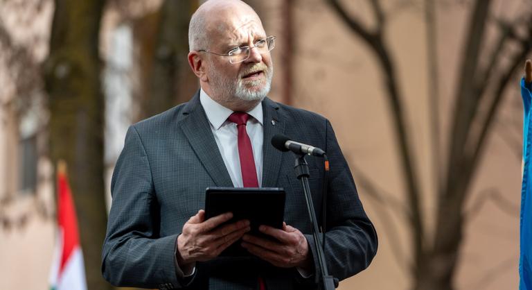 Megbomlott az erdélyi magyar egység, Zakariás Zoltán elhagyja az RMDSZ frakcióját