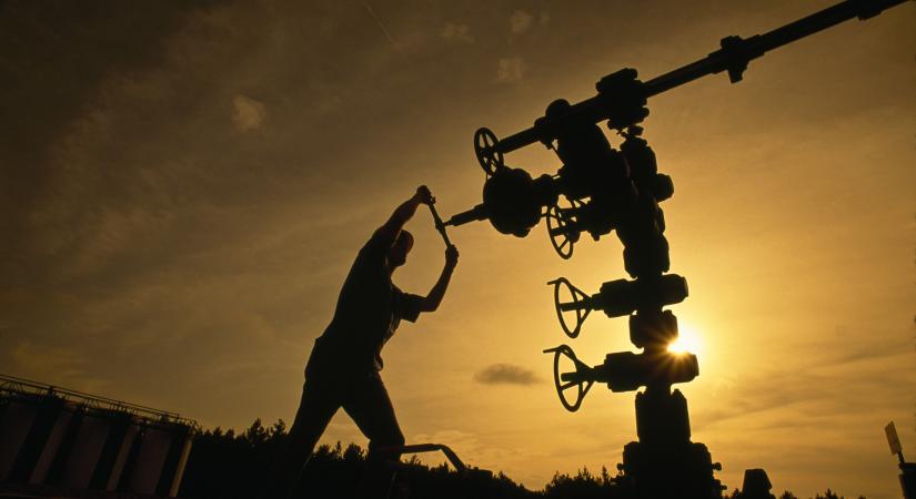 Orosz kikötőkbe irányítja Kazahsztán az eredetileg Németországba szánt nyersolajat