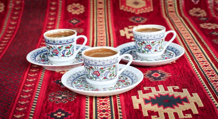 Szuper dolog derült ki a koffeinmentes kávéról
