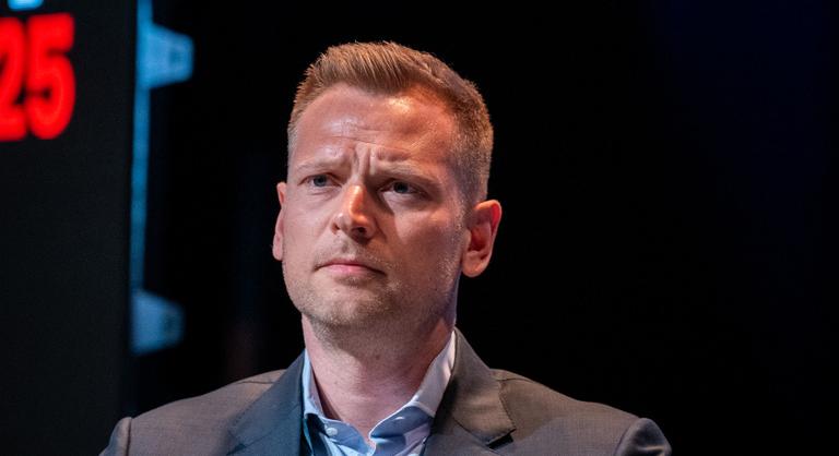 A Financial Times szerint a NER-hez közel álló milliárdosok menekítik vagyonukat Magyarországról, Matolcsy Ádám reagált