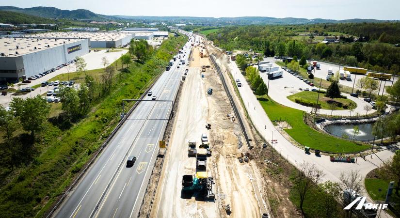 Ekkor kaphatják vissza a biatorbágyi felhajtót az autósok: már itt tart az M1-es bővítése