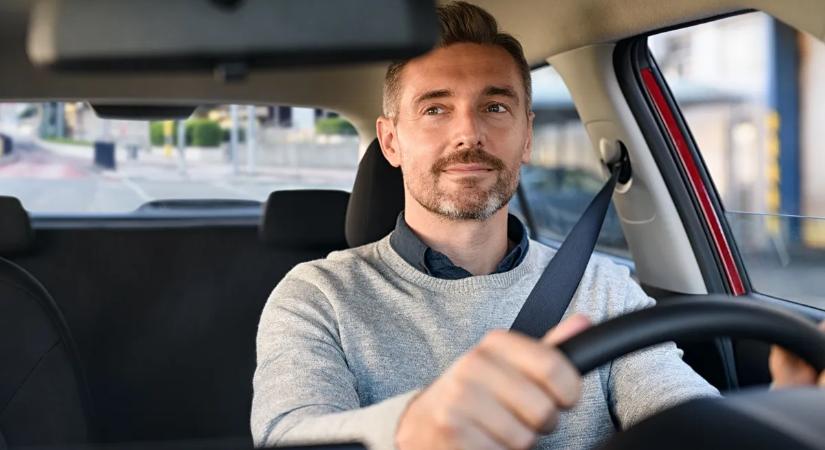 Nagy KRESZ-kvíz, amin még a legrutinosabb vezetők is elhasalnak – Most is megkapnád a jogsit?