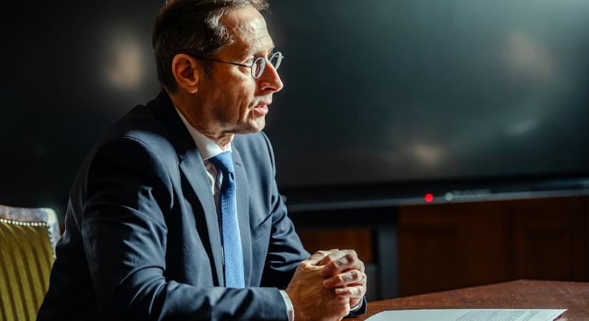 Varga Mihály: Egyhangú döntést hozott a monetáris tanács