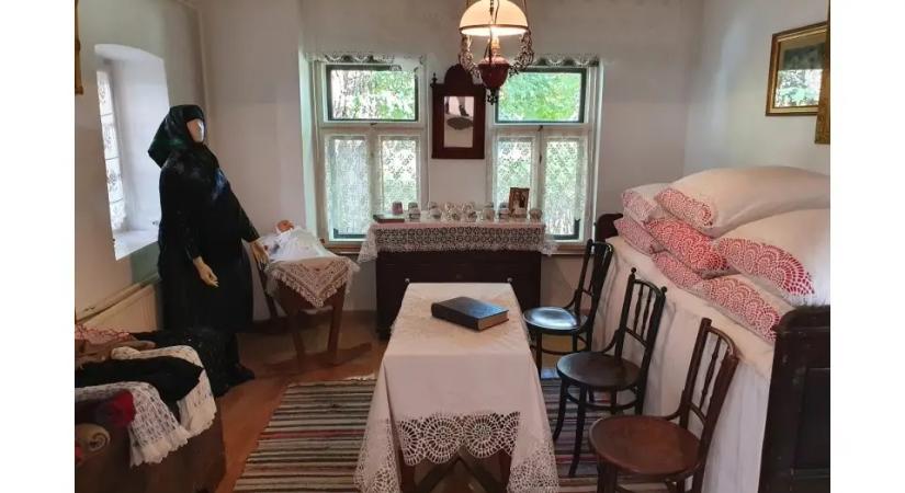 Időutazás a Fóti Tájházban