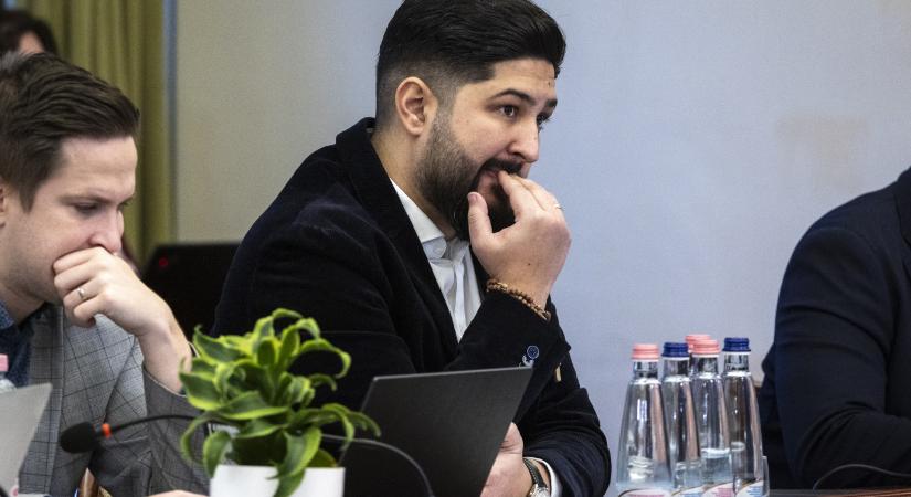 Fideszes belháború Zuglóban: a két és négy éve bukott Borbély Ádám nekiment az idén sokkal nagyobbat bukott Radics Bélának