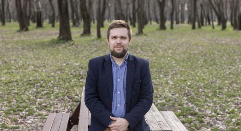 Kiszálltak a nyomozók a győri polgármesteri hivatalhoz is, Pintér Bence átadta a bizonyítékokat