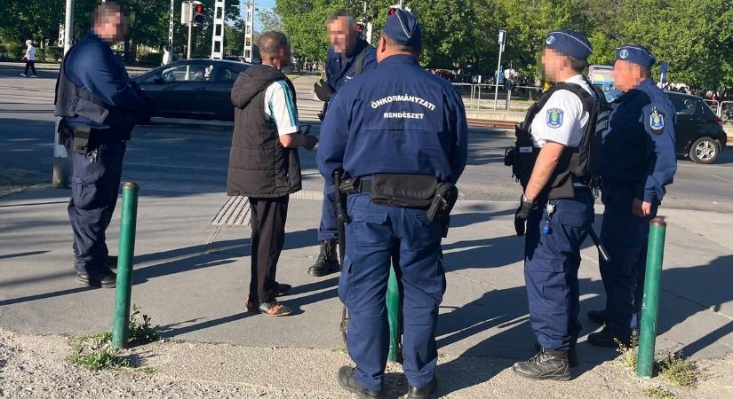 Késes ámokfutó tombolt a zuglói fesztiválon - Fotók