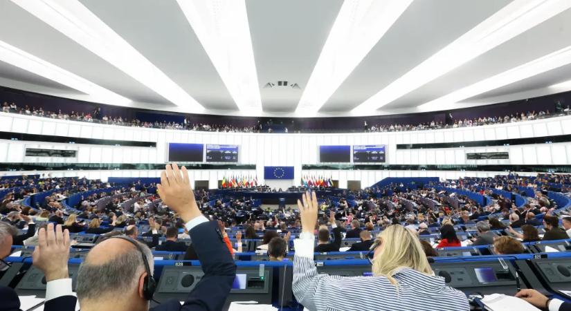 Összekapcsolja a migránsok visszaküldését a kereskedelmi előnyökkel az EU