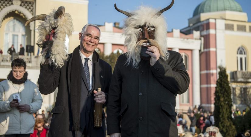 Kvíz: 1990 óta hány évig volt olyan kultúráért felelős miniszterünk, aki a kultúrához értett?