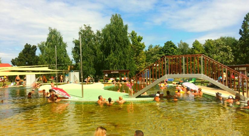 Kiderült, mikor nyit két kedvelt jászsági termálfürdő