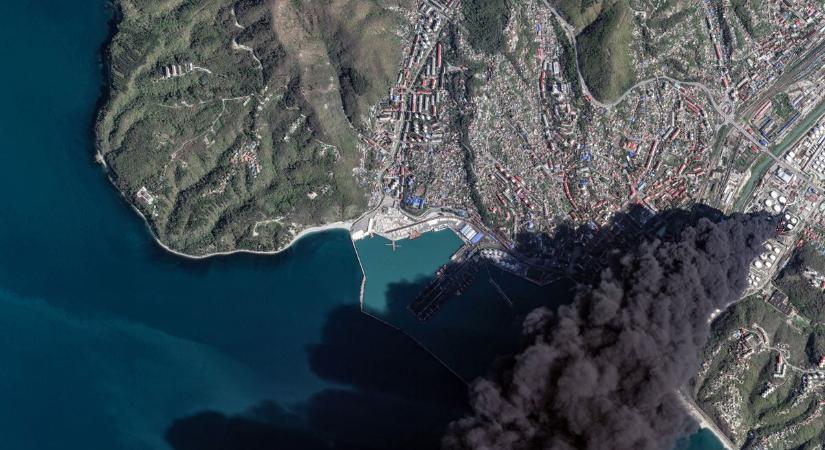 Rendkívüli állapotot hirdettek Oroszországban: Ukrajna pusztító támadást indított, nem tudják megfékezni a tüzet – lángokban áll az olajkikötő