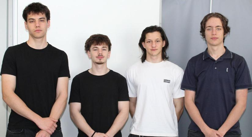 Gratulálunk! Bejutottak a tudományos olimpia döntőjébe a Kölcsey diákjai