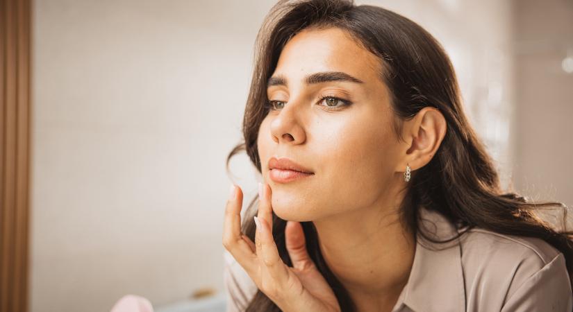 A te saját, tökéletes árnyalatod: ezért hódítanak újra a színváltós ajaktermékek