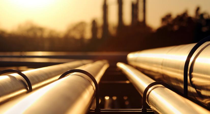 Rossz hír jött Oroszországból, elzárják a csapot: hamarosan komoly veszélybe kerülhet az üzemanyag-ellátás