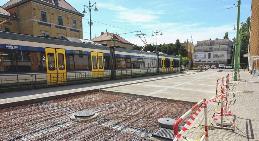 Félkész tér és eltűnő fészkek: mozgalmas nap Szegeden