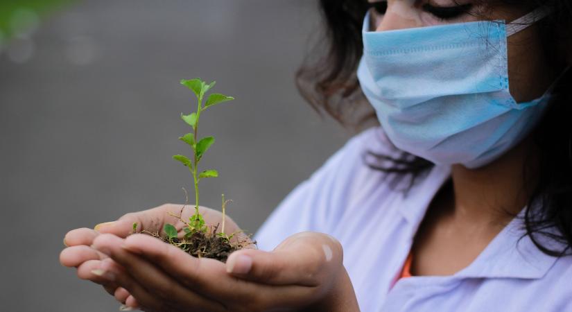 Diagnosztikai okosmaszk a kilélegzett levegő monitorozására