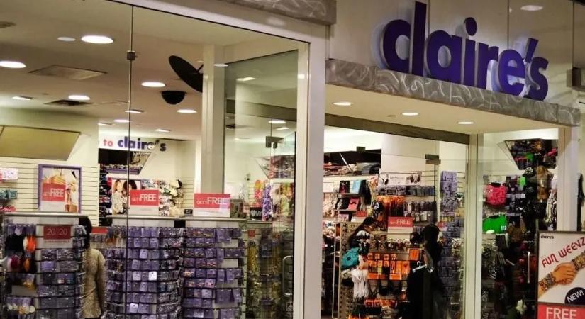 Végleg lehúzza a rolót a tinik kedvenc üzletlánca: több mint ezer ember kerül utcára