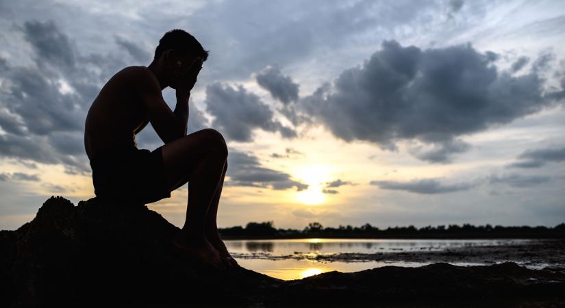 Tudom, hogy az állásomba kerülhet, de annyira jó: a főnököm lányával csalom meg a csajom