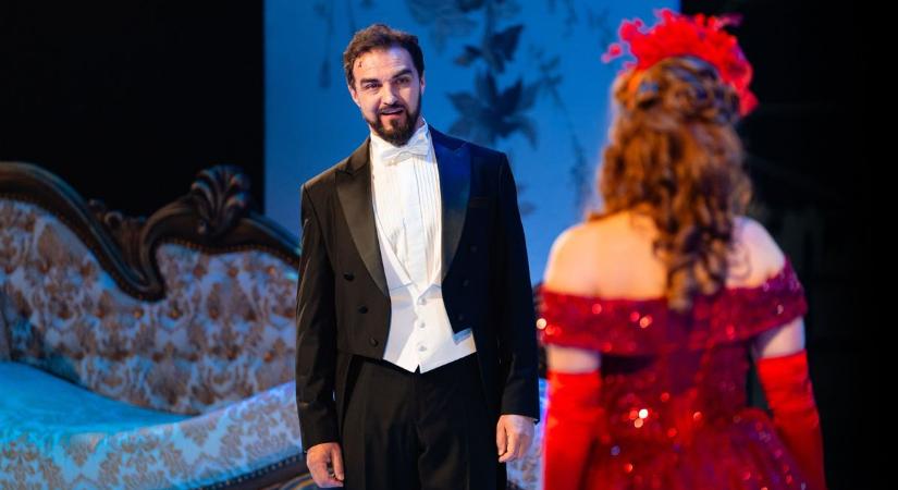 Dolhai Attila izgulva élte meg győri debütálását a Marica grófnőben