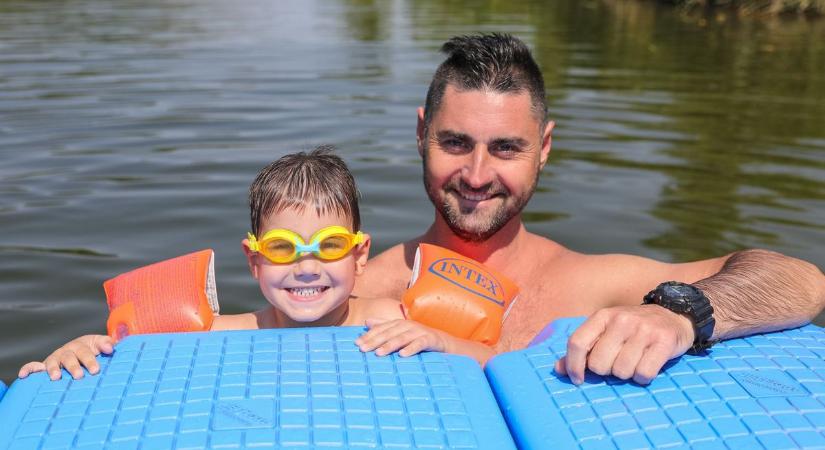Összegyűjtöttük, mikor, milyen árakkal nyitnak a Győr környéken található strandok