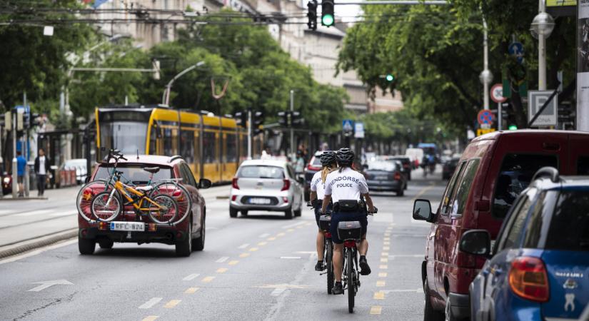 Így változhat a parkolás Budapest szívében