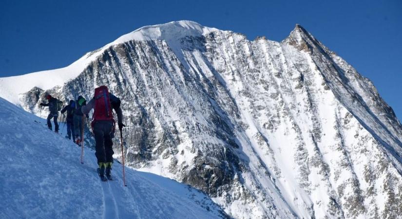Megvan, mivel keresik magukat rommá a svájciak, és még nincs vége a ralinak
