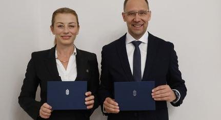 Dr. Ruzsa DIána és dr. Kovács Áron is átvette megbízólevelét