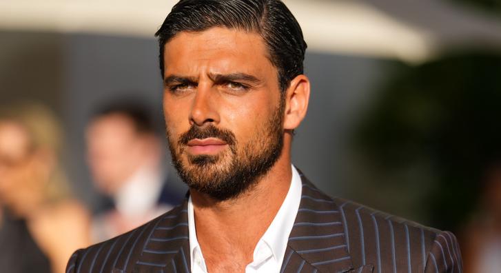 Michele Morrone üzent a magyar rajongóinak