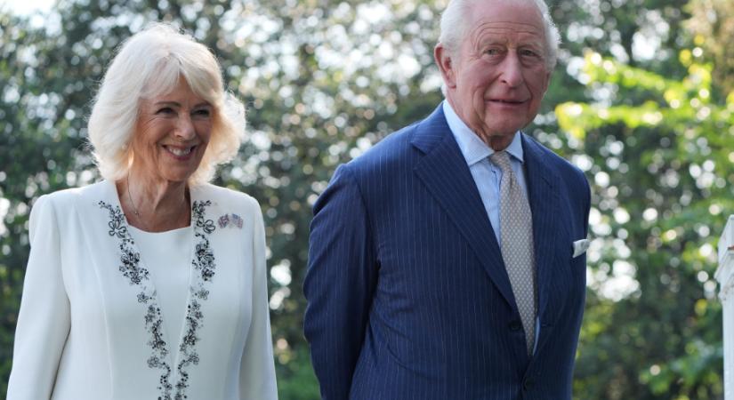 Pasztell, elegancia, történelem: Kamilla királyné Amerikában is hozza a stílusát