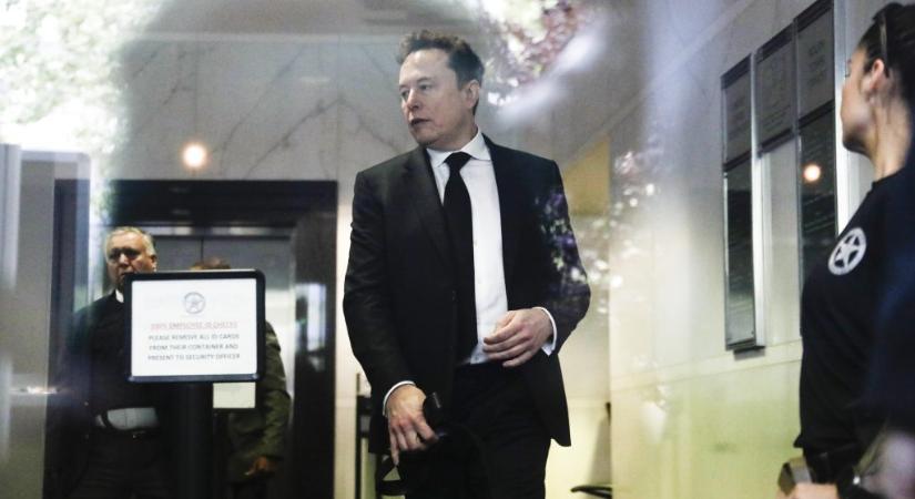 „Terminátor-fogatókönyvtől” retteg Elon Musk, aki szerint az OpenAI a Skynet