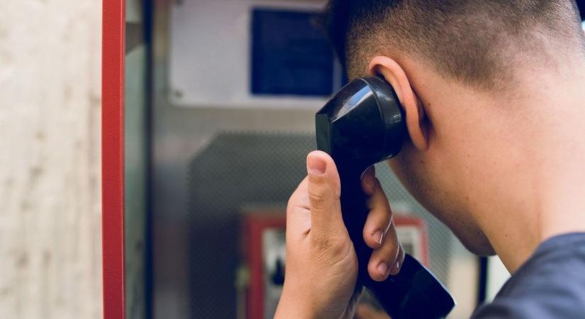 „Megöllek, koporsóba teszlek!” – telefonon terrorizálta ismerősét egy hevesi férfi