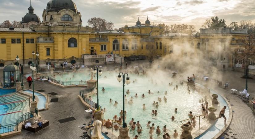 Idén a szokottnál később nyitnak a hazai fürdők, de a pénztárcádnak is rossz hír, ami most kiderült róluk
