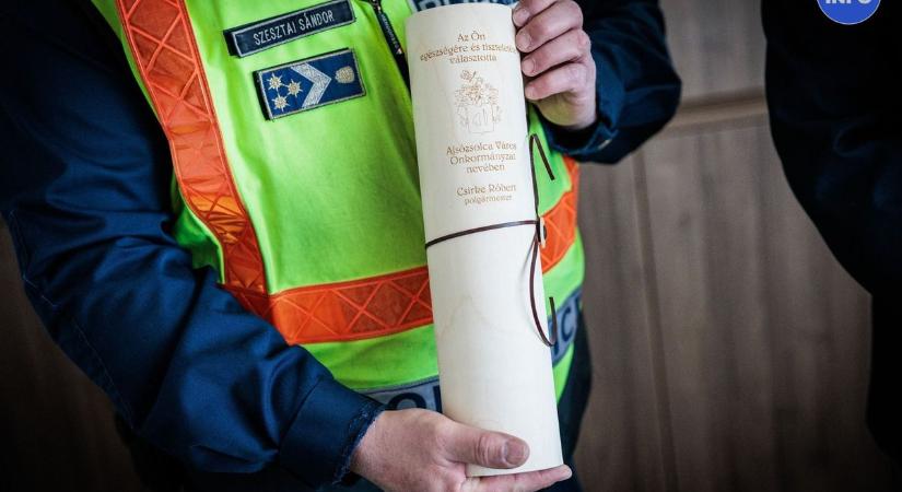 Szent György napja alkalmából kitüntetést vehetett át Szesztai Sándor főtörzszászlós