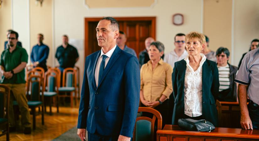 Benke József átvette a megbízólevelét