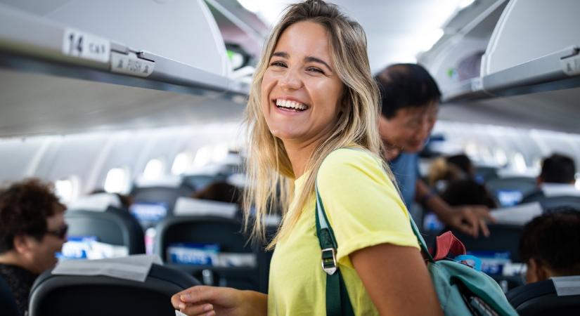 A profi utazók titka, ami kellemesebbé teszi a hosszú repülőutakat: csak tegyél egy teniszlabdát a kézipoggyászodba