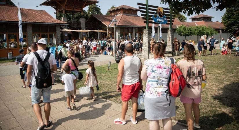 Hol tudsz tényleg ingyen zuhanyozni a Balaton körül? Nem minden az, aminek tűnik