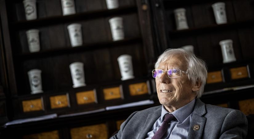 Dr. Hankó Zoltán kamarai elnök kormányváltás után: „A kistelepülések gyógyszerellátását nem az automaták fogják megoldani”