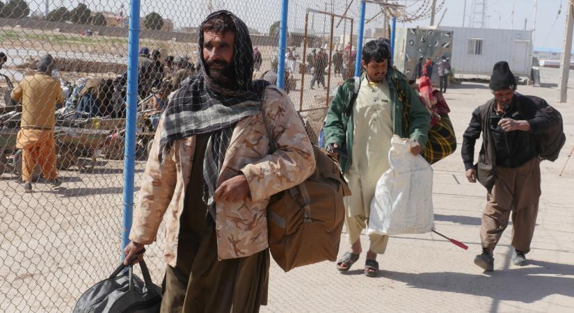 Elemző: egyre nagyobb a félelem az Európában élő afgánok körében is a kitoloncolástól