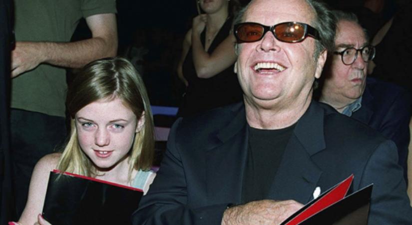 Jack Nicholson lányára nehéz szavakat találni: Lorraine párját ritkító bombázóvá érett