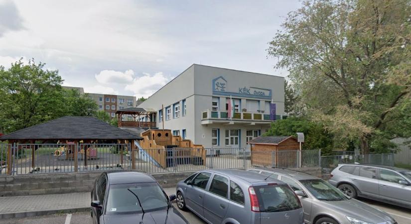 „Belőttek” a solymári óvodába