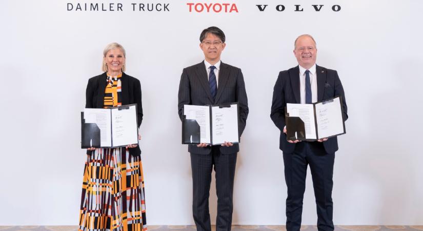 Hidrogénfronton összeállt a három autóipari titán: Toyota, Daimler Truck és Volvo közösen támadja a dízel korszak végét