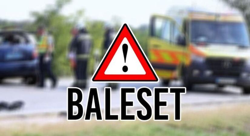 Két autó ütközött Nyírbátorban – az érintett útszakaszon félpályán halad a forgalom