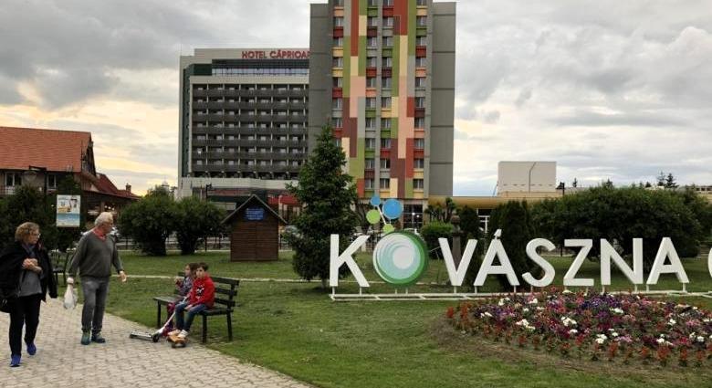 Idén 114 ezer gyógykezelési jegy jut nyugdíjasoknak és alkalmazottaknak