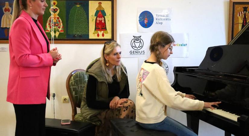 Zajlanak a VIII. ZeneVarázslat képzés tanórái a „GENIUS” Jótékonysági Alapítvány szervezésében
