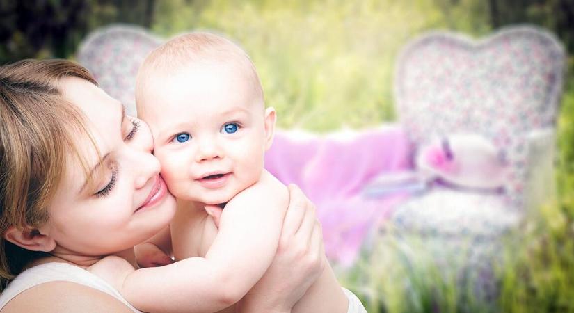 Ketyeg az óra a gyermektelen babavárósoknál