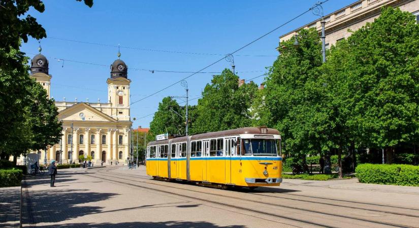 Nosztalgiajáratok és történeti túrák Debrecenben