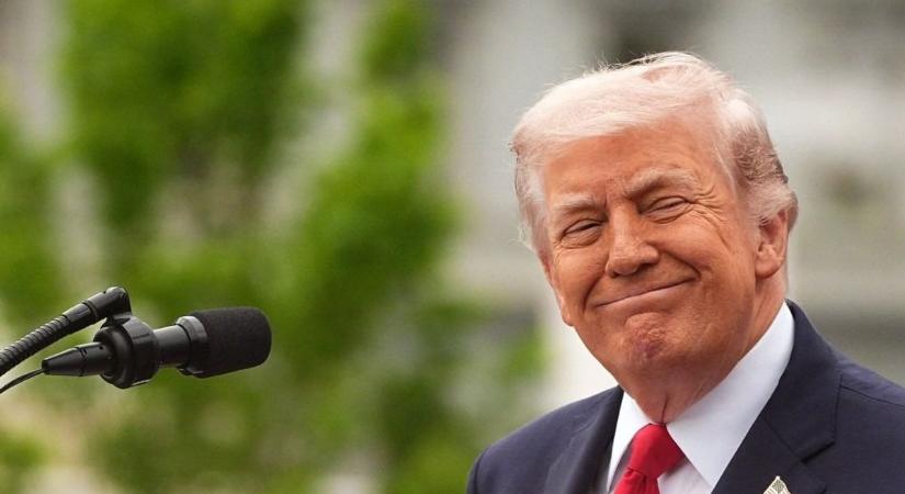 Trump arcképe az útleveleken: különleges kiadást jelentettek be