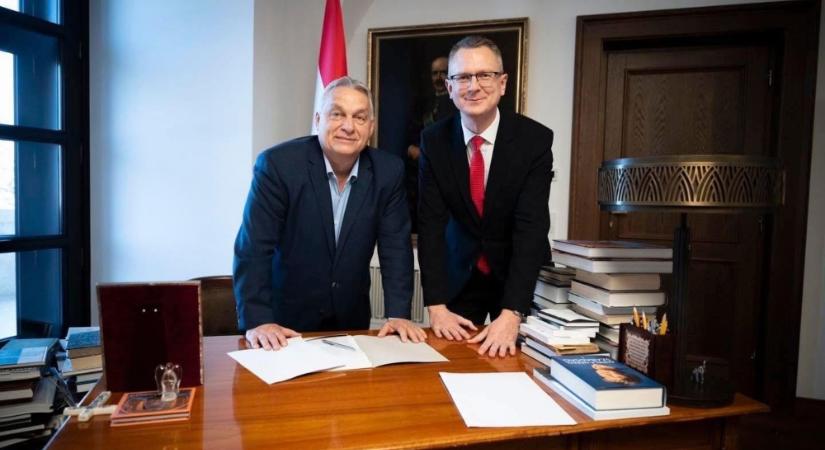 Rétvári Bence: Nekünk kormányról és ellenzékből is Magyarország az első