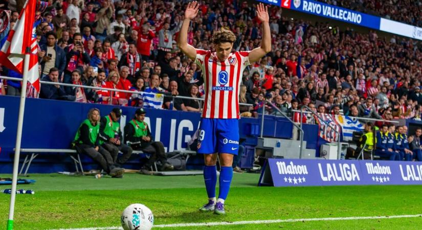 Óriási csere készül Barcelonában – 3 játékos adnának Álvarezért